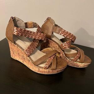 Maurices size 9 womens brown wedge heels